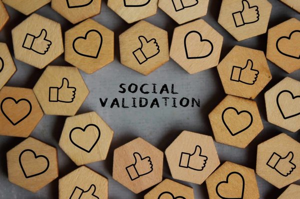 How to Use Social Proof Effectively in Marketing Your Small Business?